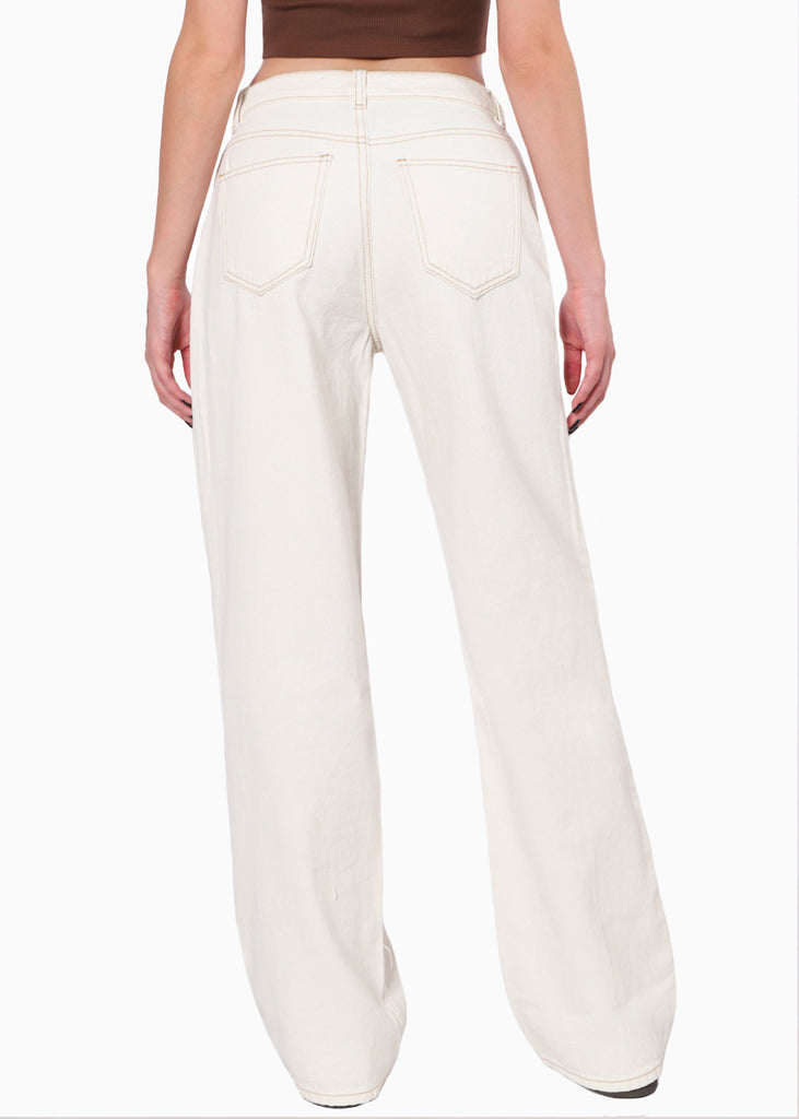 Jean recto con hilos en contraste y tiro medio color marfil, denim para mujer - Flashy