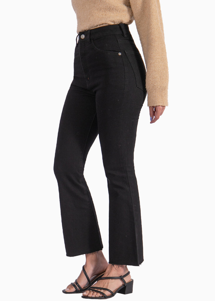 Jean flare cropped de tiro alto color negro, denim para mujer - Flashy