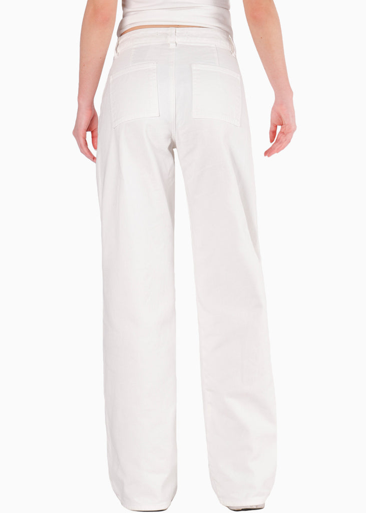 Jean recto de tiro medio con corte en bolsillos color blanco, marfil para mujer - Flashy