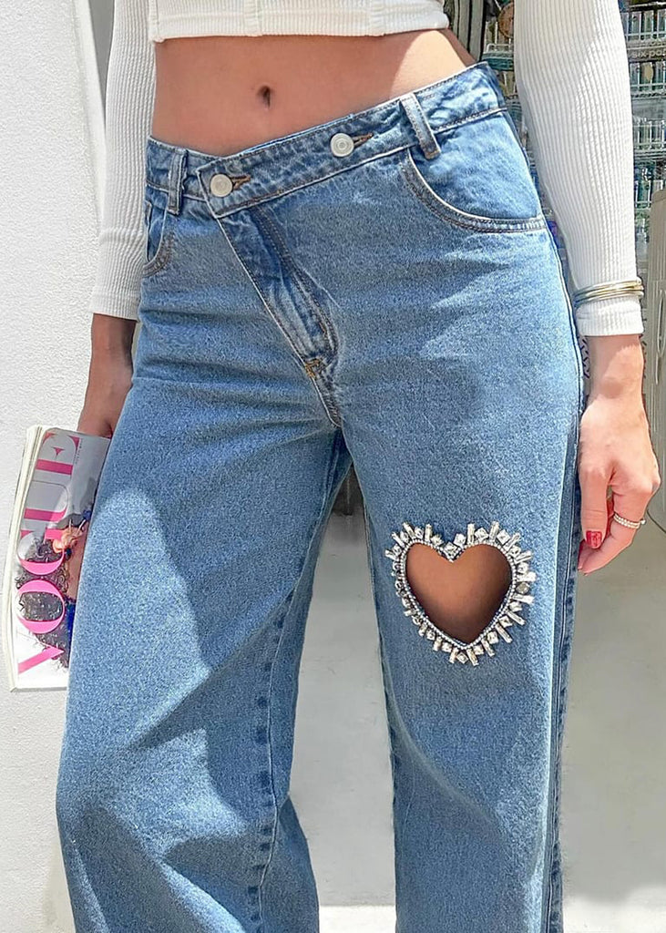 Jean wide leg con pretina cruzada, con corazón e insumo de brillo - FLUIR