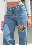 Jean wide leg con pretina cruzada, con corazón e insumo de brillo - FLUIR
