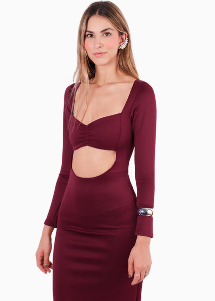 Maxivestido con manga larga y corte en abdomen color vino para mujer - Flashy
