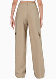 Pantalón tipo cargo con cortes y bolsillos de tapa - SALEM