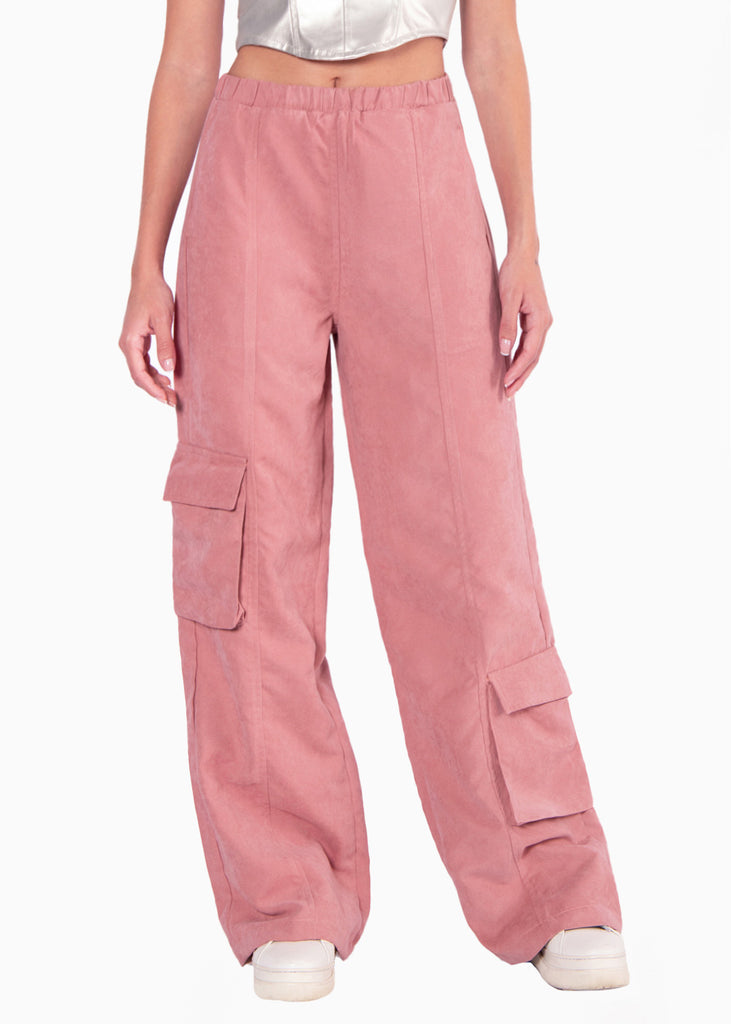 Pantalón tipo cargo con elástico y bolsillos laterales color rosado para mujer - Flashy