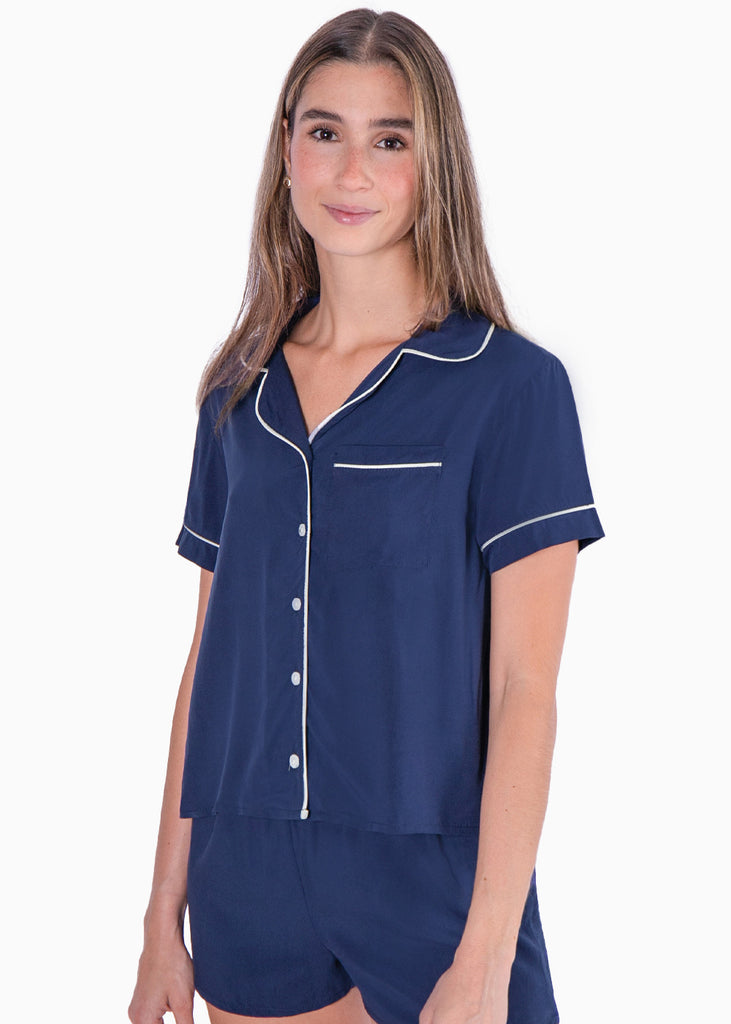 Pijama con blusa manga corta de botones y short - MARYANN