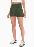 Short de corduroy de tiro alto y con pinzas color verde para mujer - Flashy