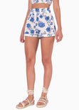 Short de tiro alto con elástico en cintura color marfil, blanco para mujer - Flashy