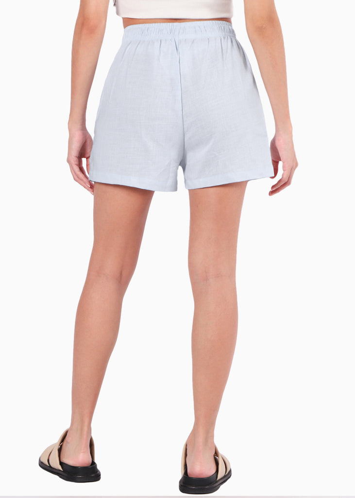 Short de tiro alto tipo lino con elástico en cintura y bolsillos color azul para mujer - Flashy