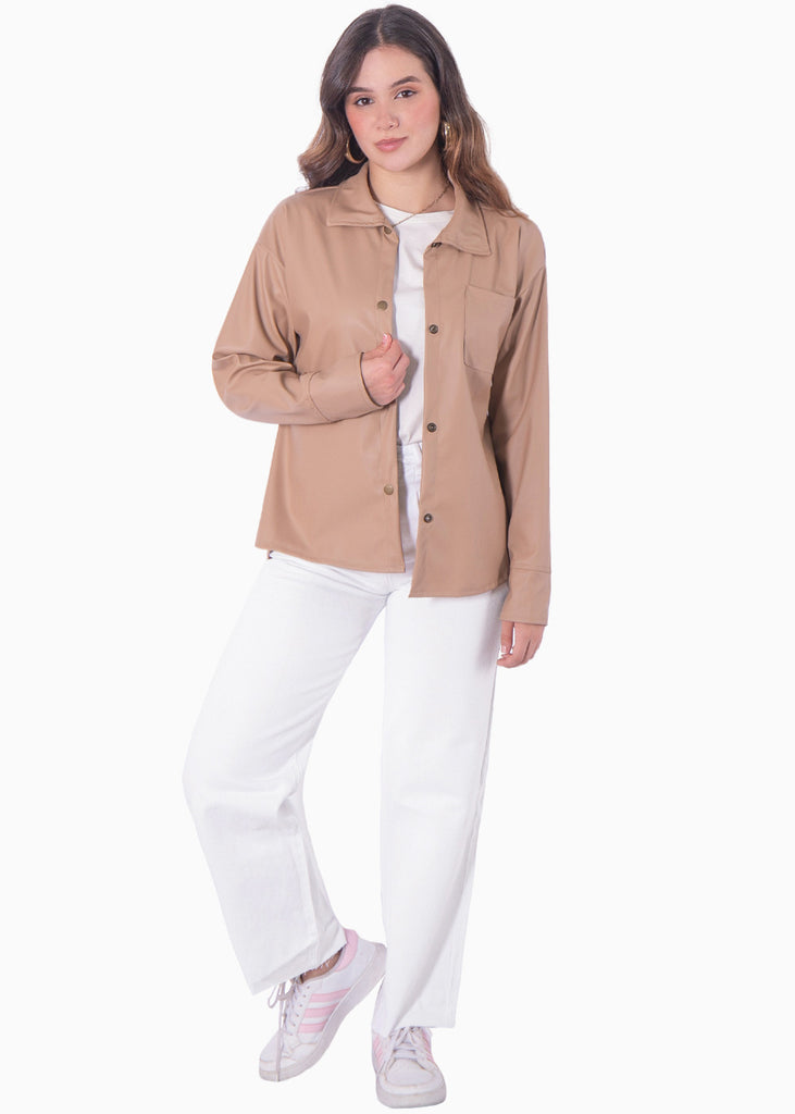 Sobrecamisa manga larga tipo cuero color café para mujer - Flashy