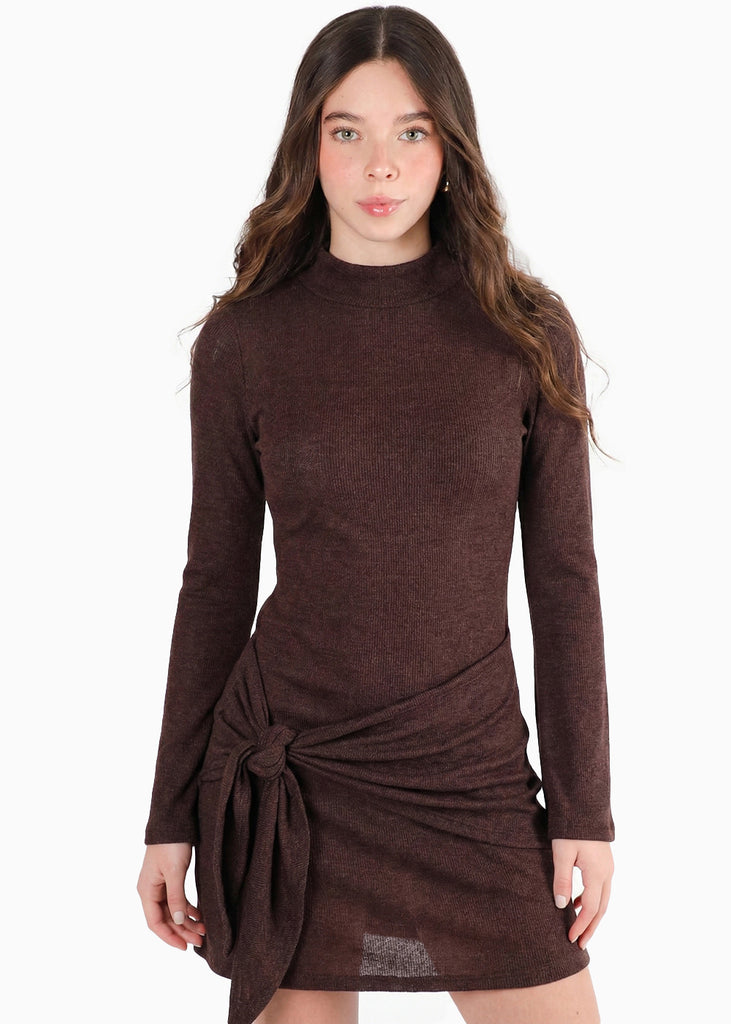 Vestido corto manga larga con pañuelo en cintura y choker - GLITZ