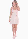 Vestido corto tipo lino de rayas con escote de corazón y cut out en costados color rosado para mujer - Flashy