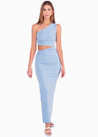 Vestido largo de un solo hombro con cut out en costado color azul para mujer - Flashy