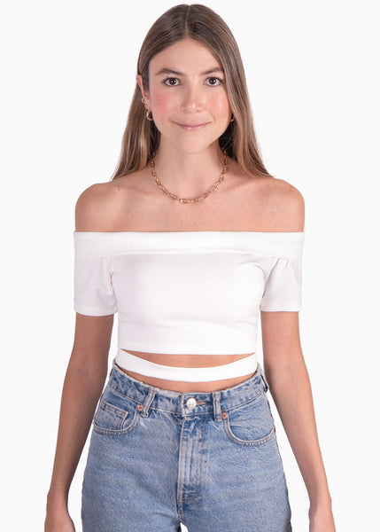 Crop top blanco con escote off shoulder y abdomen cruzado para mujer Flashy