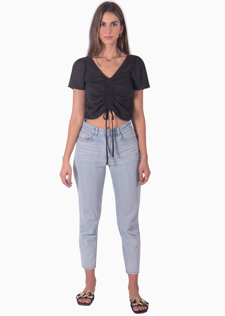 Blusa manga corta negra con recogido en escote para mujer Flashy