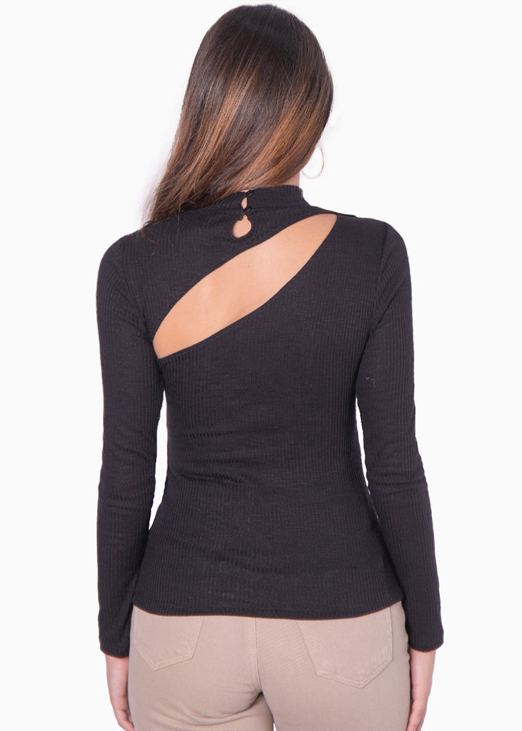 Blusa manga larga con abertura cut out en escote - KARENA