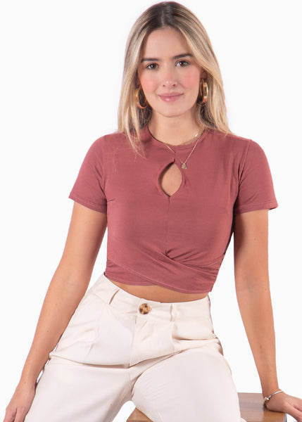 Camiseta crop manga corta con frente entorchado - BRITTANIA
